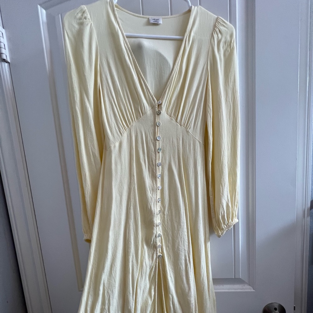 {Aritzia} Yellow long sleeve button up dress